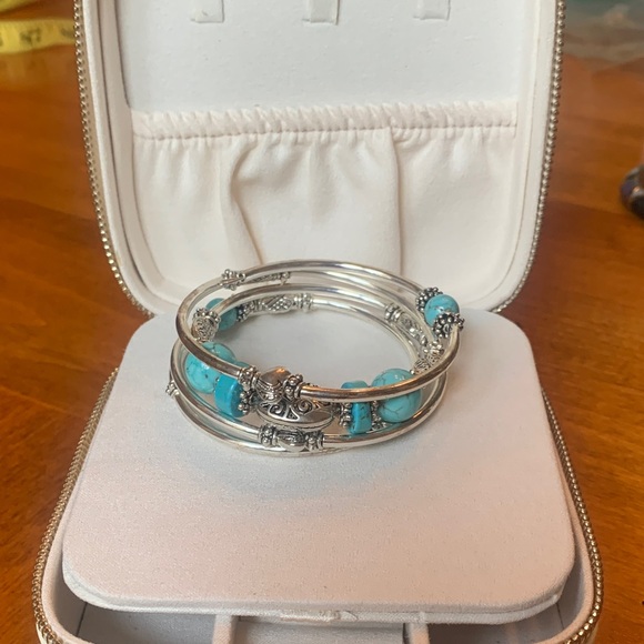 Turquoise color and Silver tone wrap around Bracelet , necklace pendant plus. - Picture 2 of 5